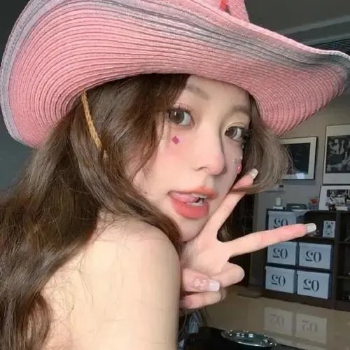 飞女欲潮